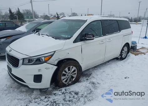 2015 Kia Sedona Lx z USA, uszkodzony, nr VIN KNDMB5C18F6055895